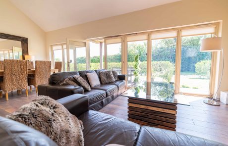 Spacious Open Plan Living Area at Framlington Villa